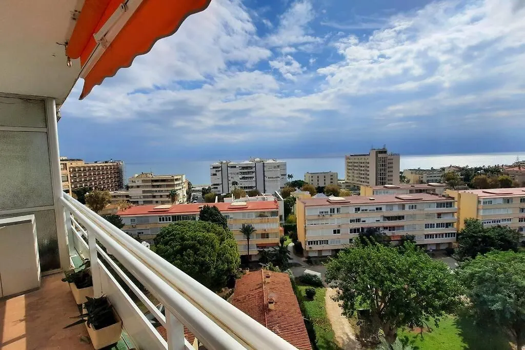 Carihuela 1 Bed Luxury Apartment Torremolinos