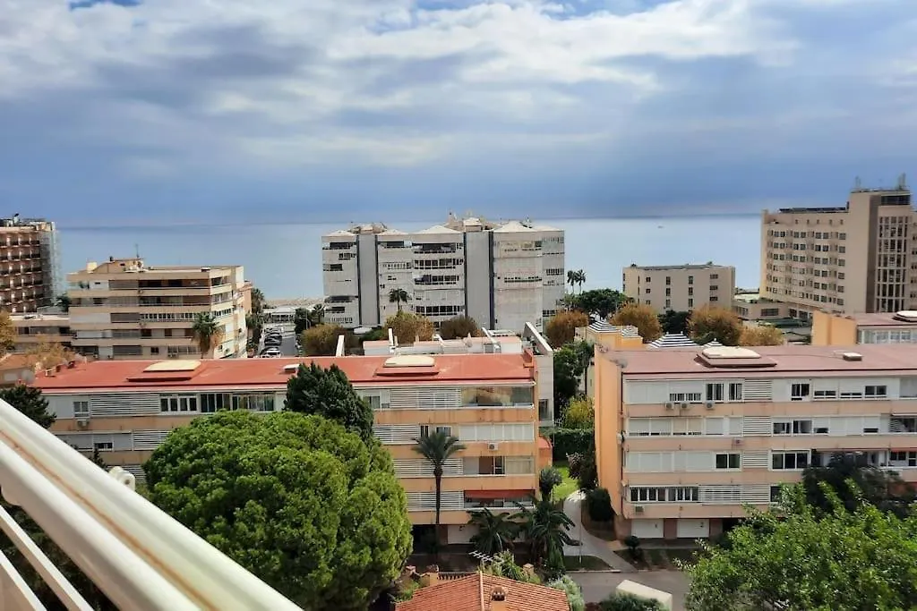 Carihuela 1 Bed Luxury Apartment Torremolinos Spain